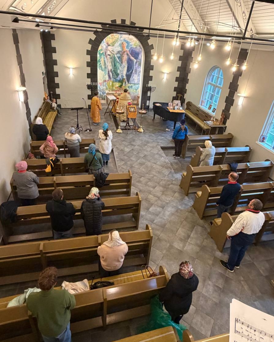 Med Guds hjelp ble liturgien feiret! - 3