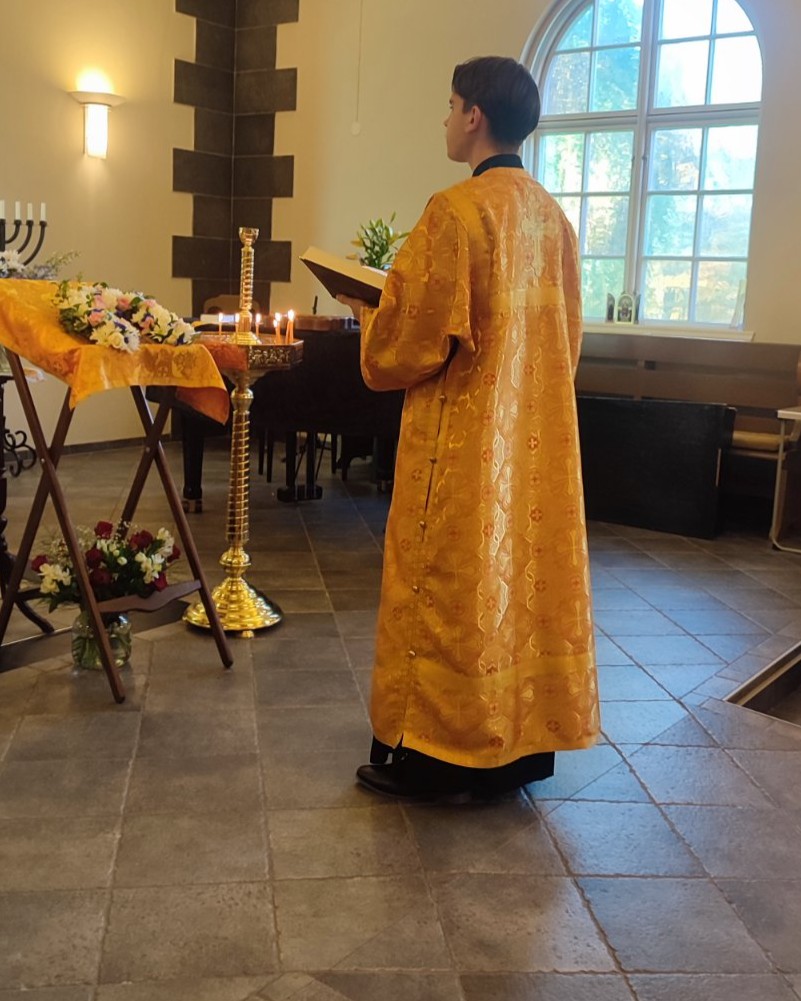 I dag feirer vi kirkens høytid til ære for Den hellige Jomfru Marias beskyttelse! Søndagsliturgien holdes sammen med høytiden for Den hellige Jomfru Marias beskyttelse. - 6