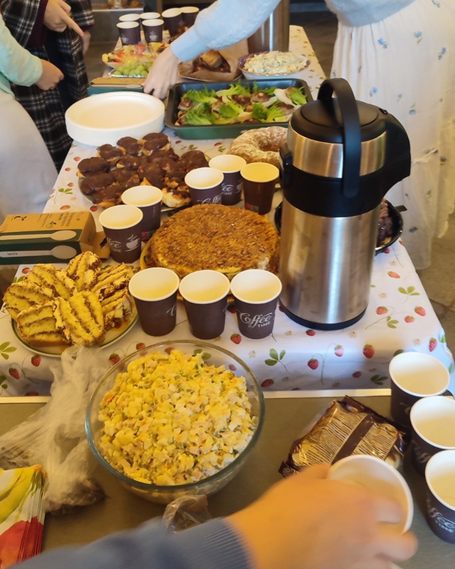 Festmåltid. - 2